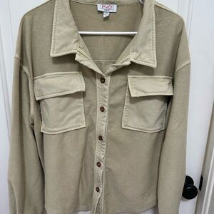 MoCo Boutique‎ Beige Button-Down Utility Shirt Womens size XL